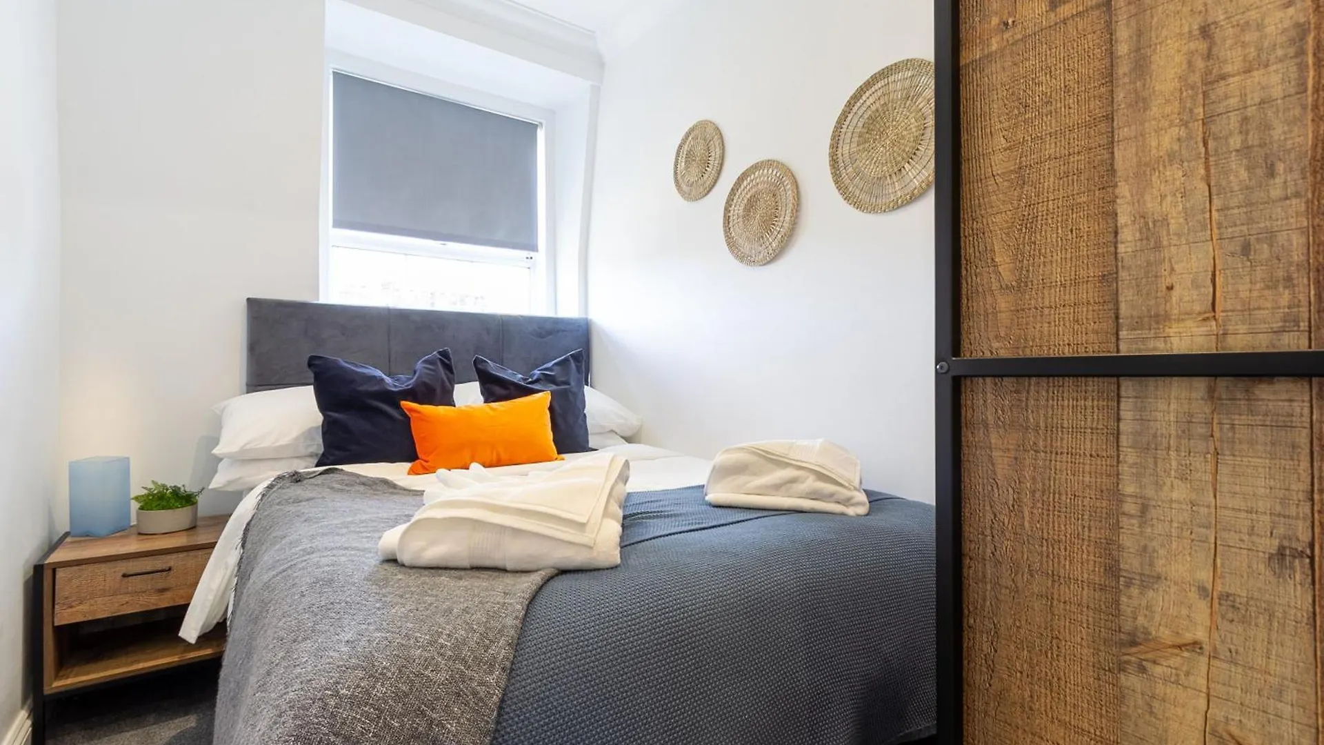 Cosy Central 2 Bedroom - Near Brighton Beach & Shops! United Kingdom
